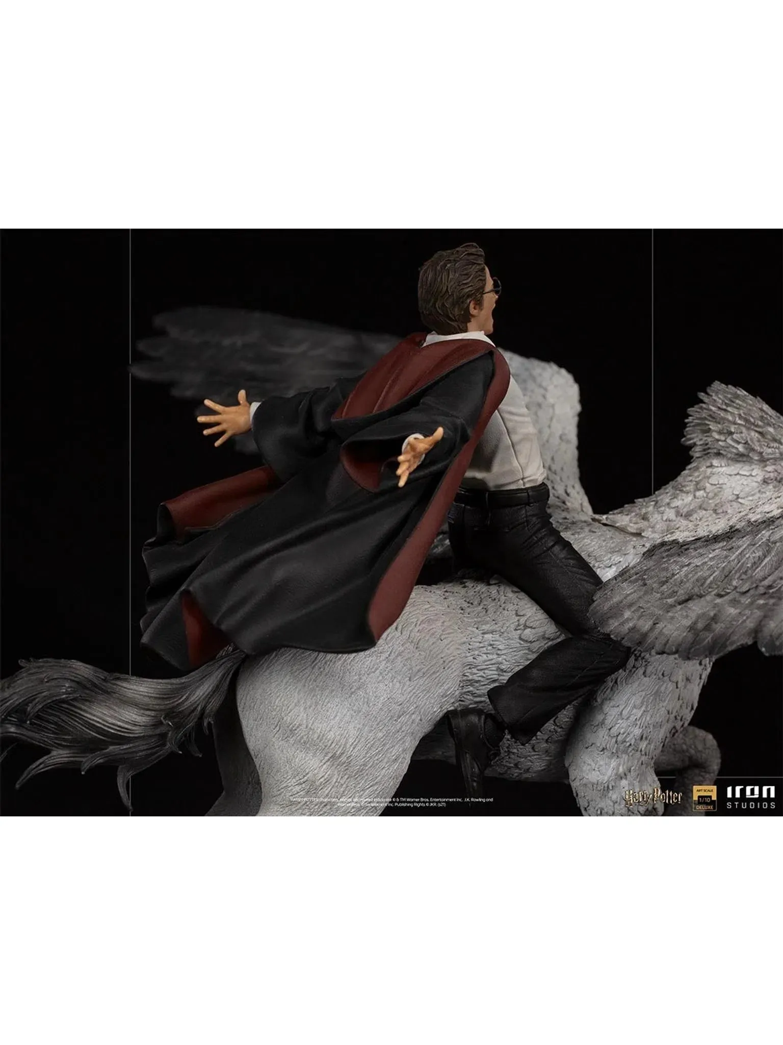 IRON STUDIOS HARRY POTTER AND BUCKBEAK DELUXE 1/10 WBHPM41021-10