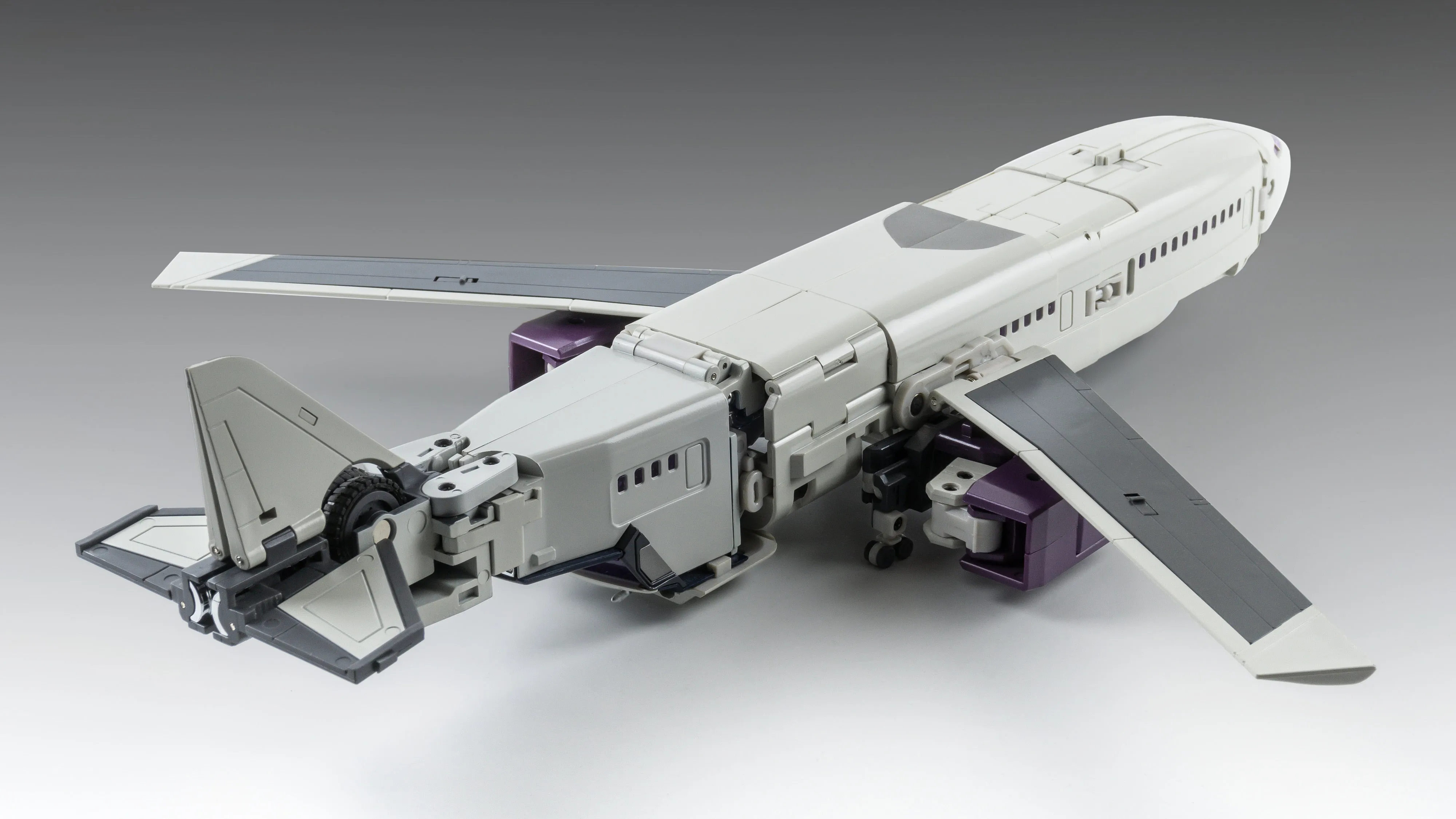 Keith's Fantasy Club KFC EAVI Metal Phase 11A  Stratotanker (Octane) Metallic Version 22cm / 8.7"