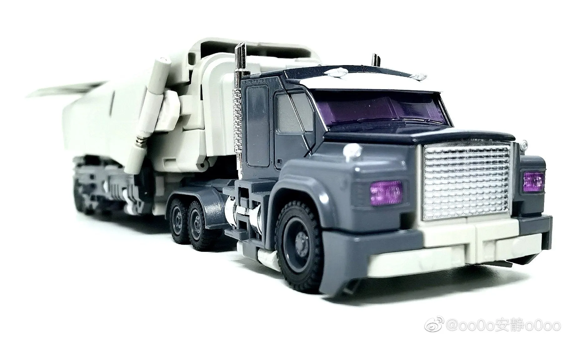 Keith's Fantasy Club KFC EAVI Metal Phase 11A  Stratotanker (Octane) Metallic Version 22cm / 8.7"